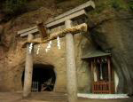 岩樟神社
